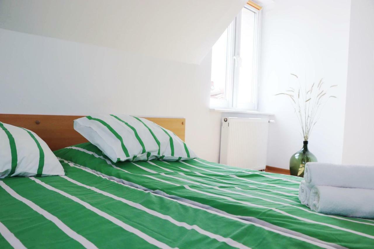 Pokoje Lebska 24 Łeba Esterno foto