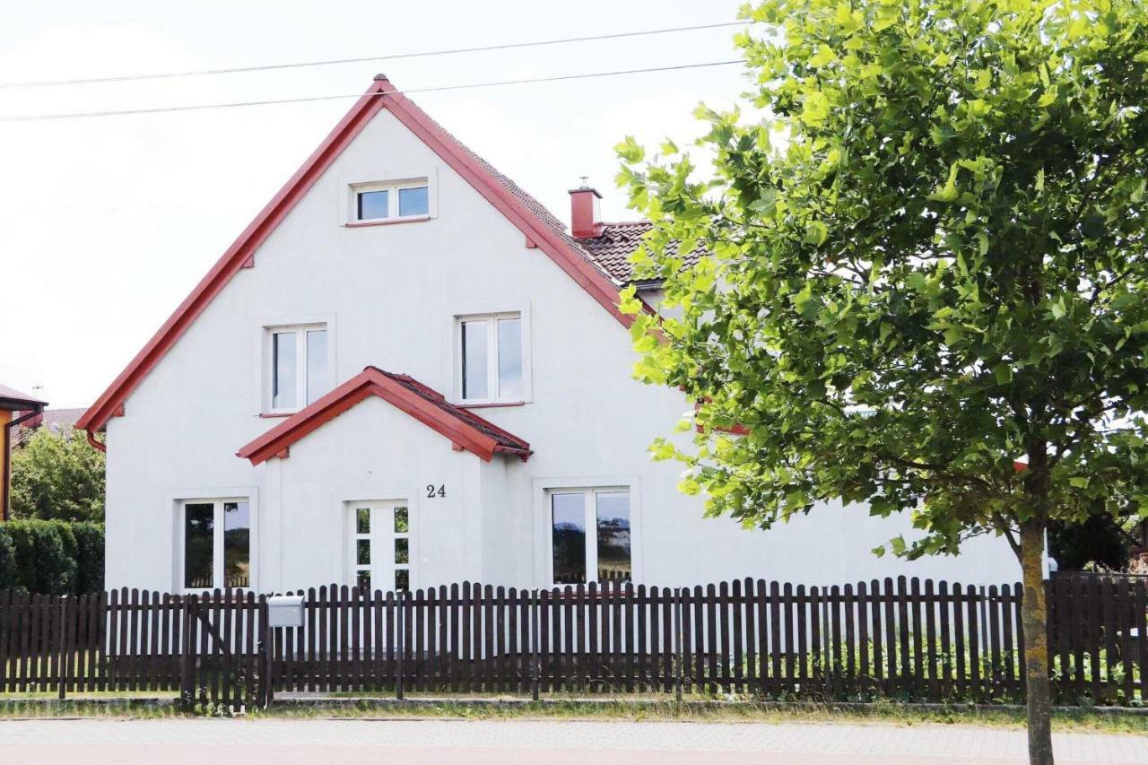 Pokoje Lebska 24 Łeba Esterno foto